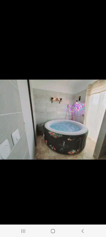 Villa 6 Couchages Spa Privatif, Acces Direct Mer, Piscine 乐巴凯尔斯 外观 照片